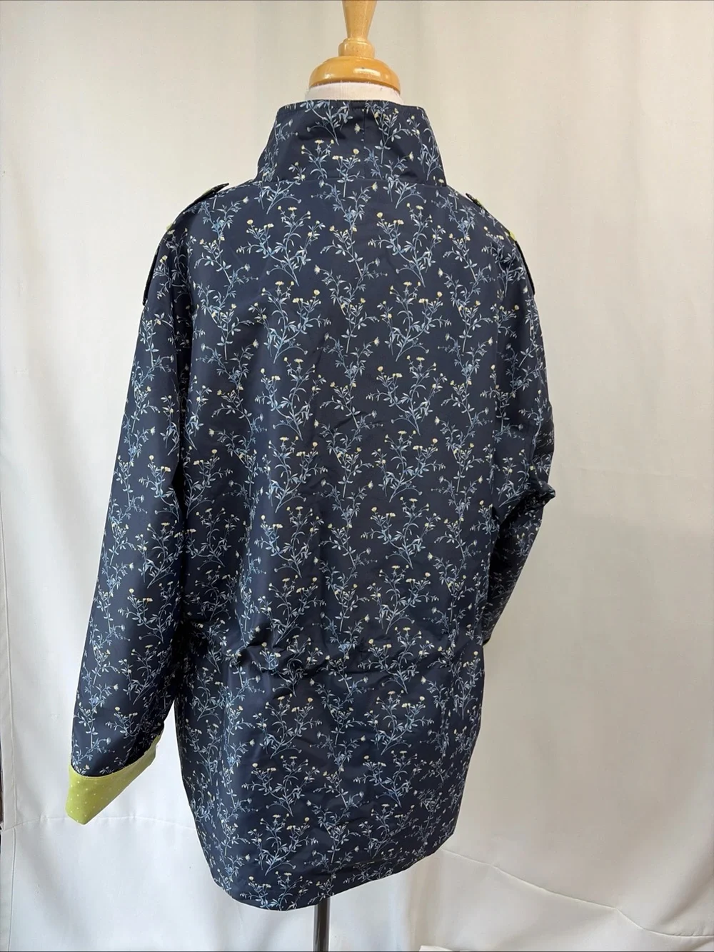 Matilda Jane Raincoat Jacket Womens XXL Brighten the Day Floral Dot Contrast